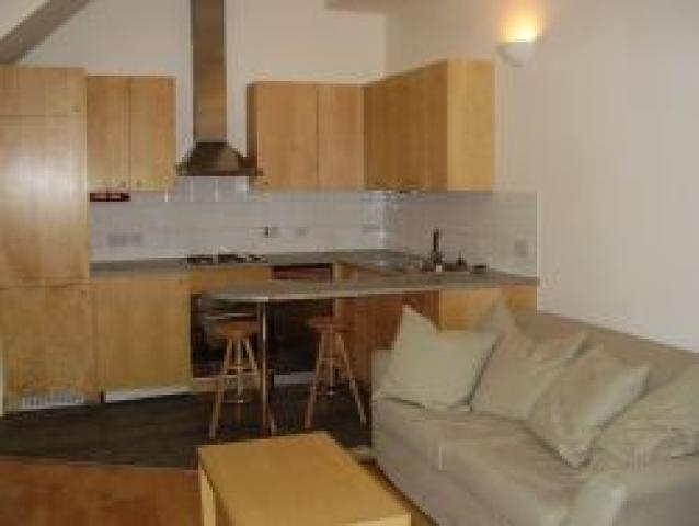 			2 Bedroom, 1 bath, 1 reception Flat			 Fellows Road, SWISS COTTAGE NW3